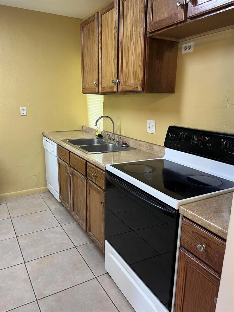 8141 SW 24th Court # 108, Davie, FL 33324 photo 2