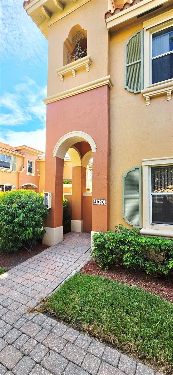 4920 Schooner Dr # 5306, Dania Beach, FL 33312 photo 9