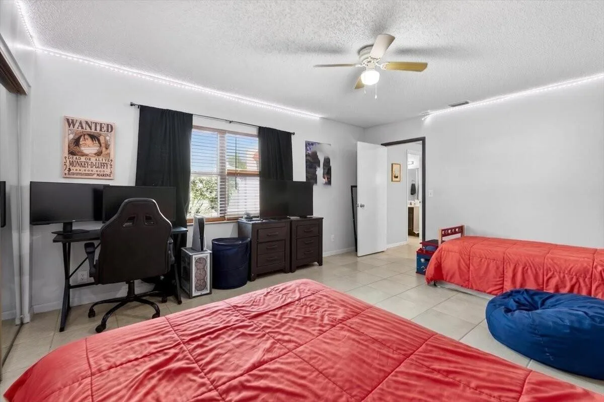 6351 Seven Springs Boulevard # B, FL 33463 photo 13