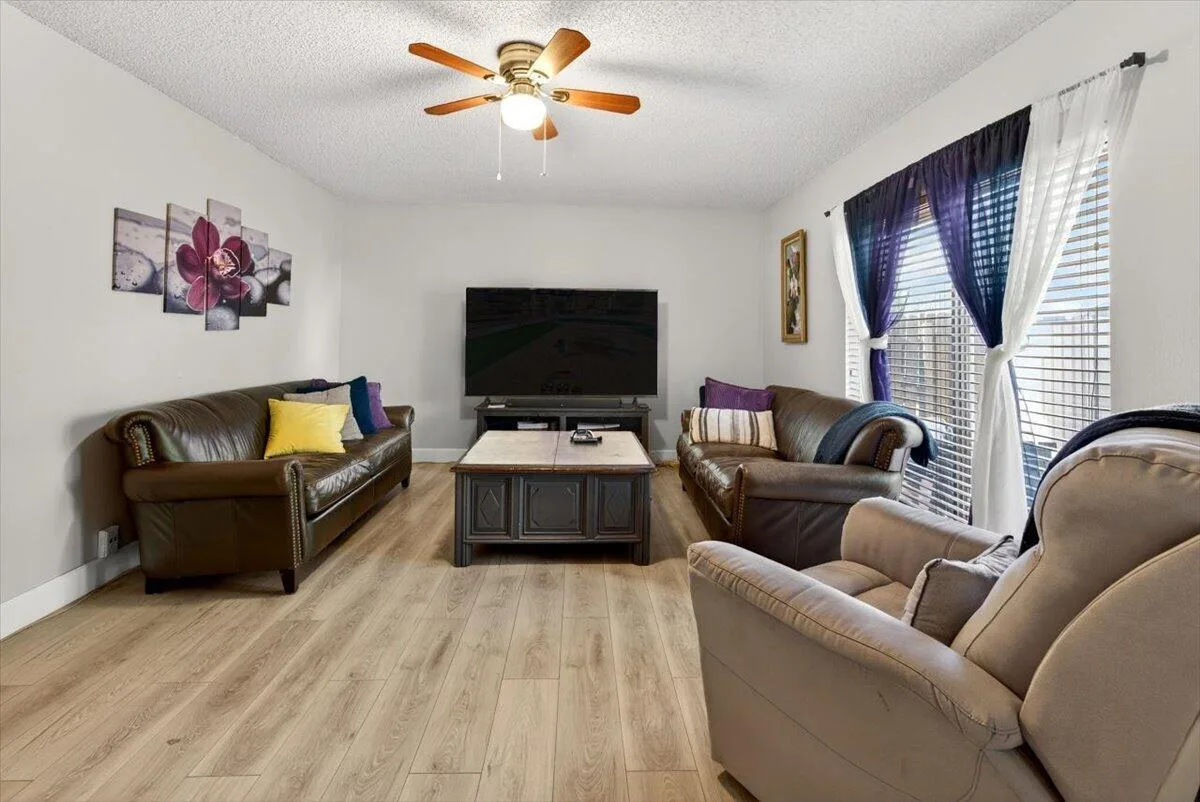 6351 Seven Springs Boulevard # B, FL 33463 photo 3