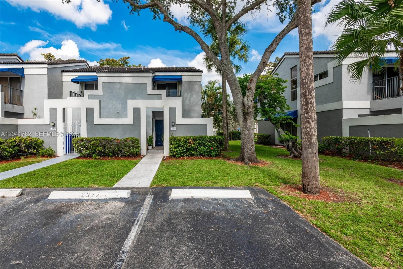 2327 SW 82nd Way, North Lauderdale, FL 33068