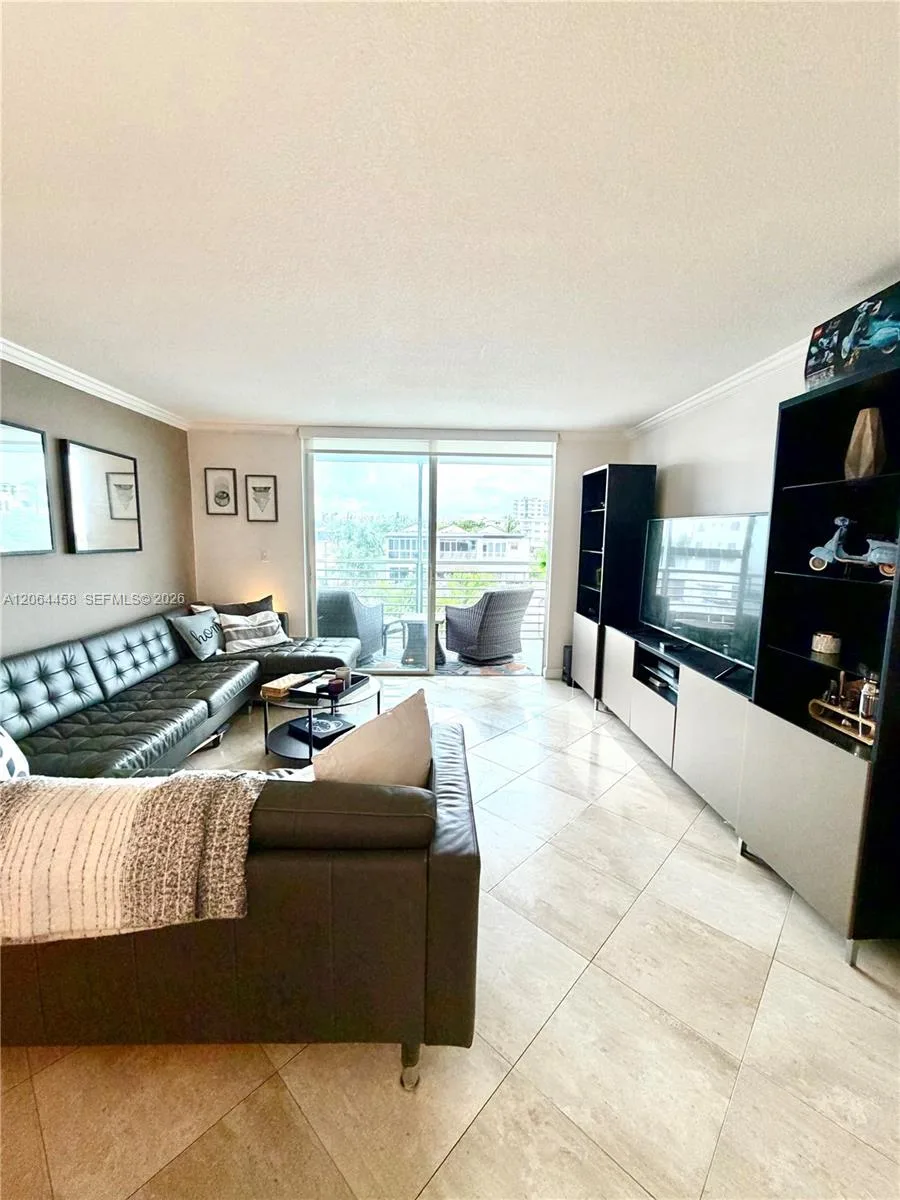 3750 NE 169th St # 311, North Miami Beach, FL 33160 photo 7