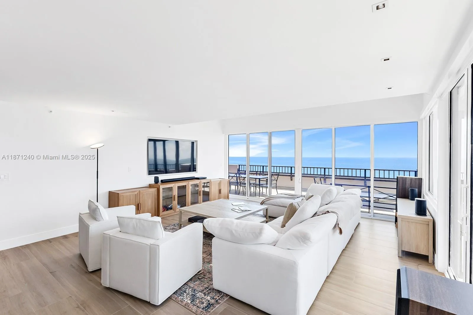 251 Crandon Blvd # 1036, Key Biscayne, FL 33149 photo 2
