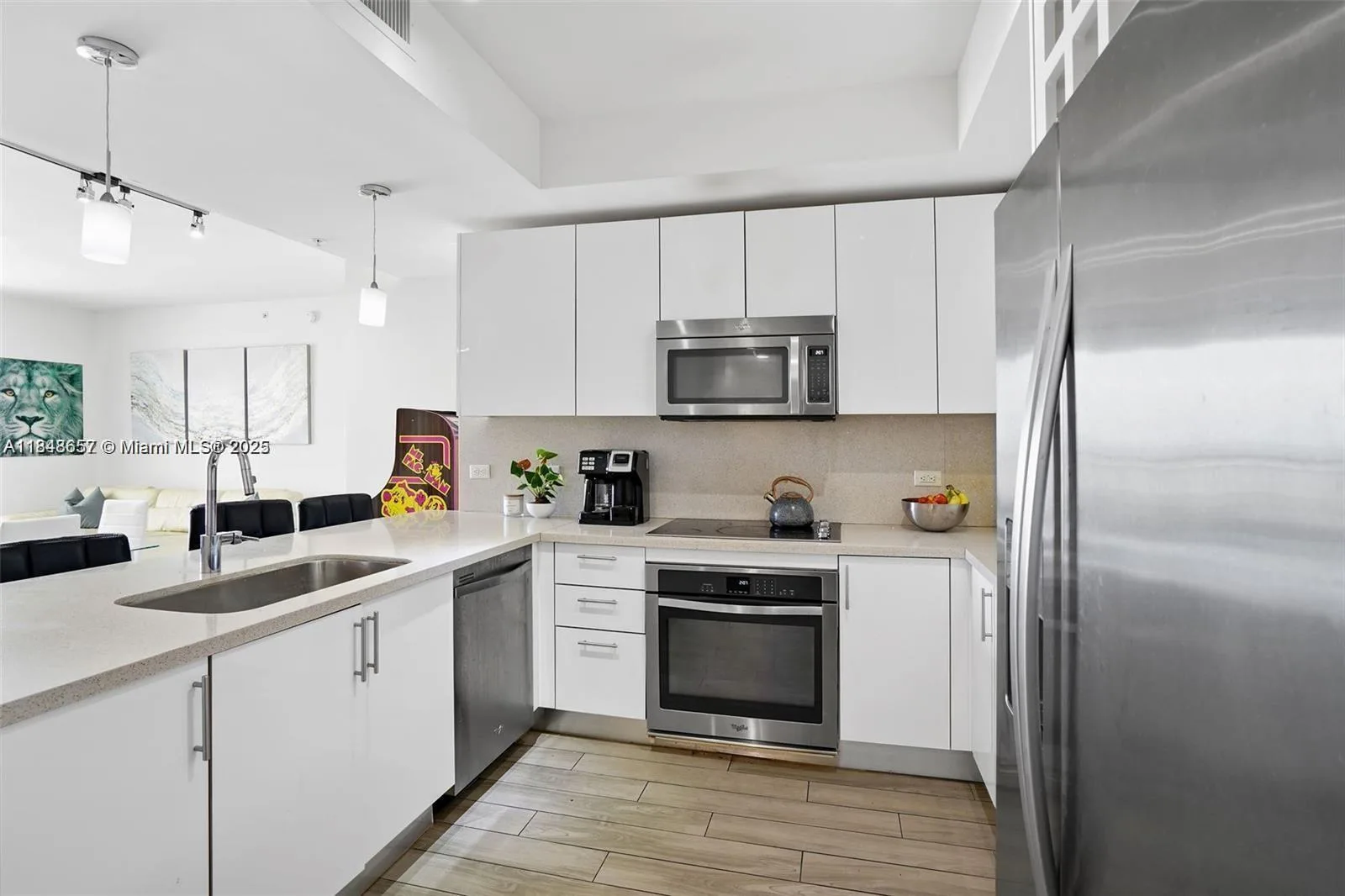 999 SW 1st Ave # 2717, Miami, FL 33130 photo 7