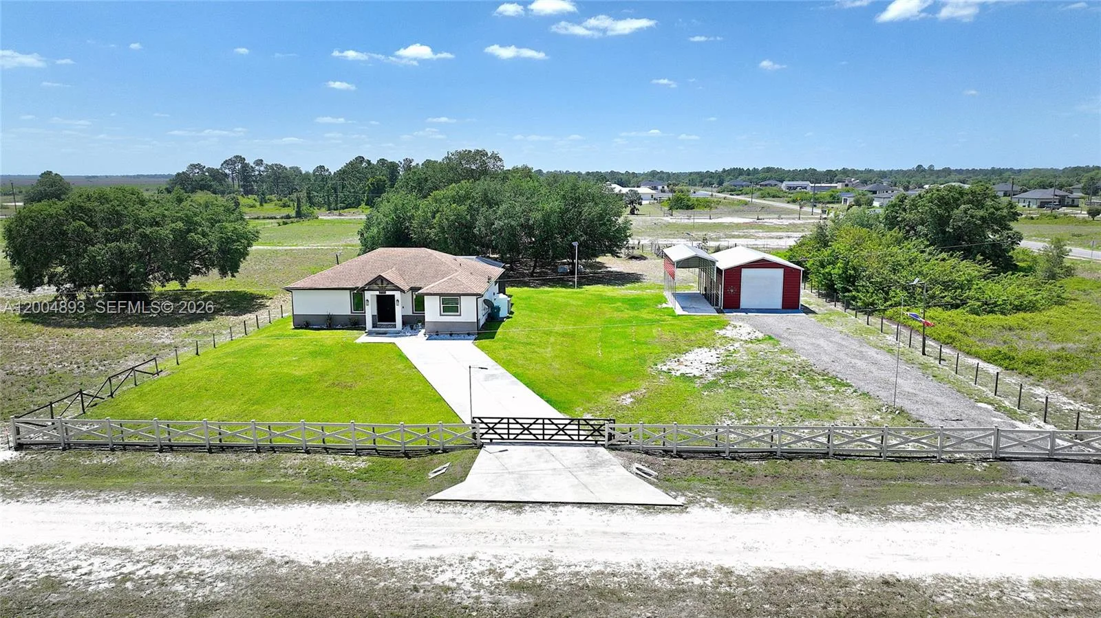 7655 17th Place, La Belle, FL 33935 — zdjęcie 3