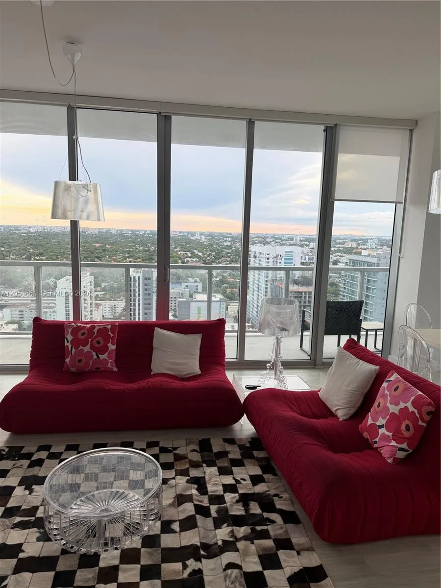 79 SW 12th St # 3312-S, Miami, FL 33130 photo 3
