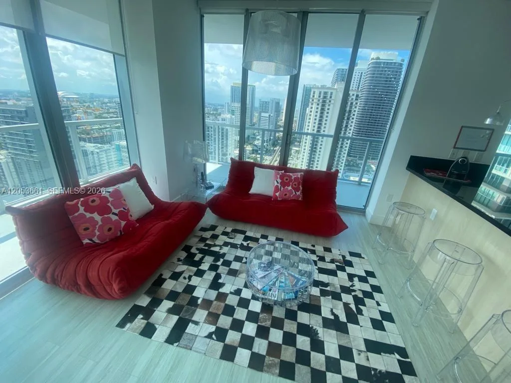 79 SW 12th St # 3312-S, Miami, FL 33130 photo 4
