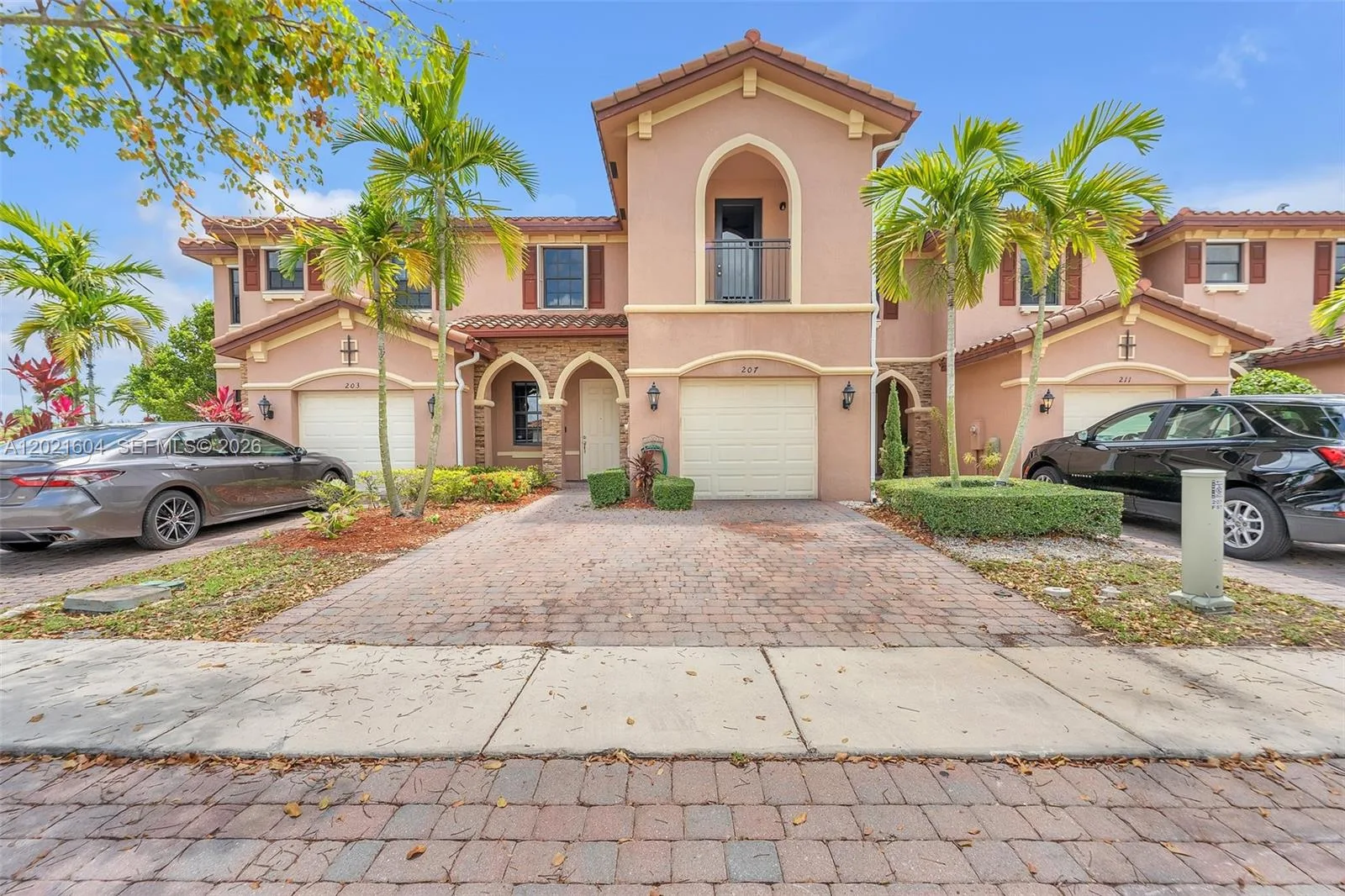 207 SE 37th Pl, Homestead, FL 33033