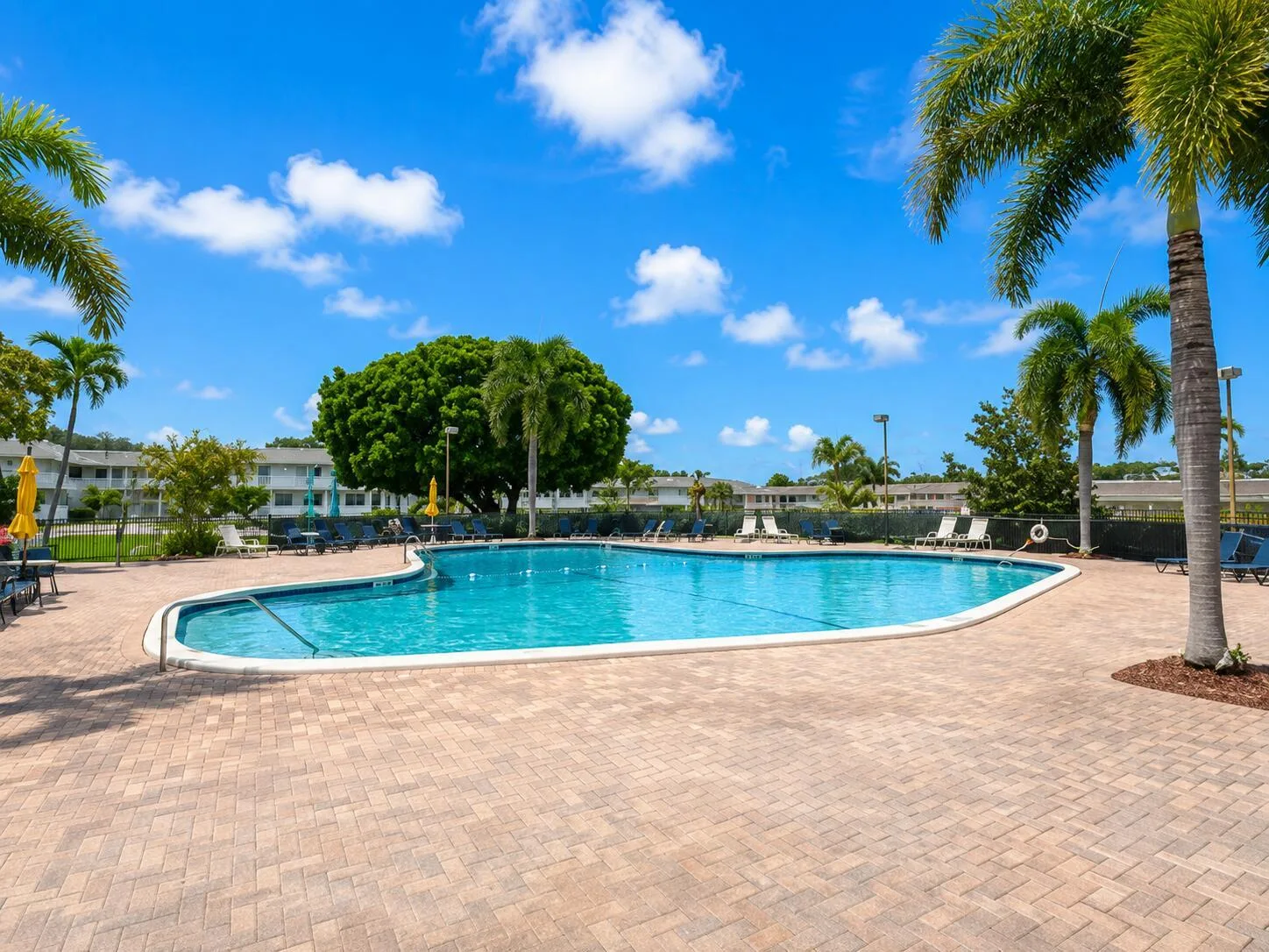 3040 LAKE OSBORNE Drive # 111, FL 33461 photo 11