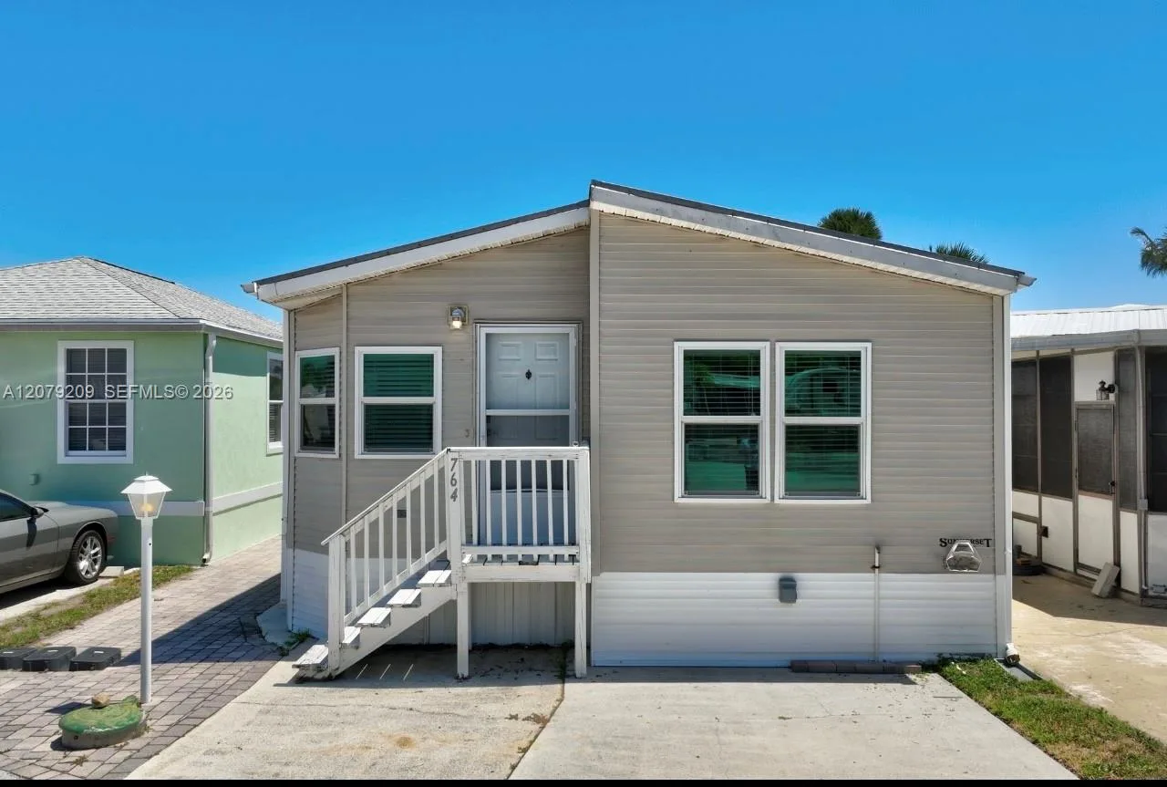 10701 S Ocean Dr, Jensen Beach, FL 34957
