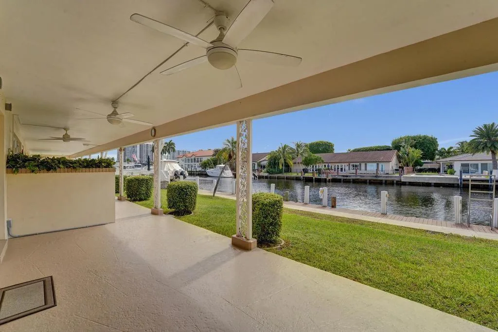 2866 NE 30th Street # 9, Fort Lauderdale, FL 33306 photo 2