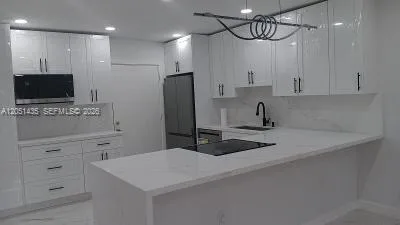 4740 NW 21st St # 402, Lauderhill, FL 33313
