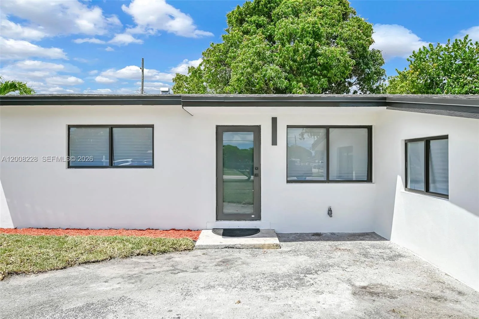 18530 NW 42nd Ave, Miami Gardens, FL 33055 photo 3