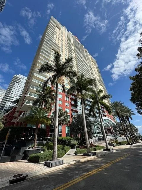 1155 Brickell Bay Dr # 1802, Miami, FL 33131