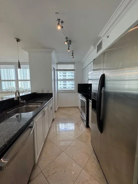 1155 Brickell Bay Dr # 1802, Miami, FL 33131 photo 10
