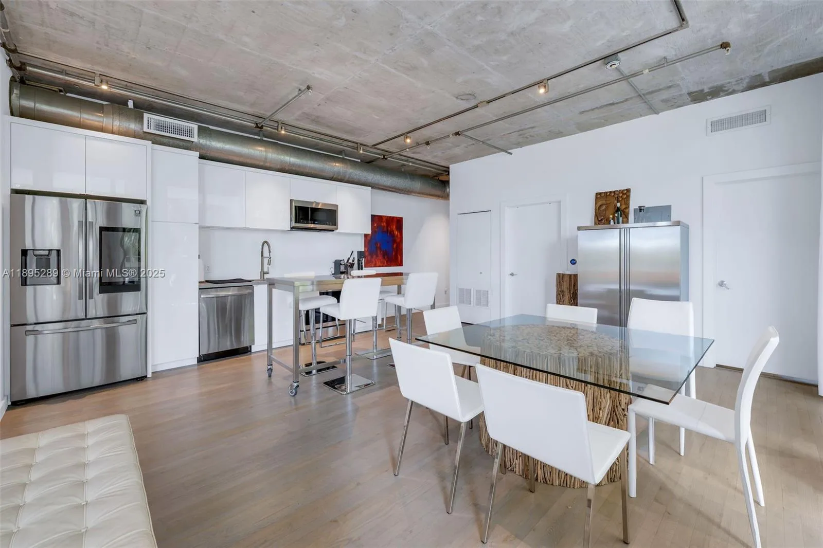 1700 Meridian Ave # 402, Miami Beach, FL 33139 photo 5