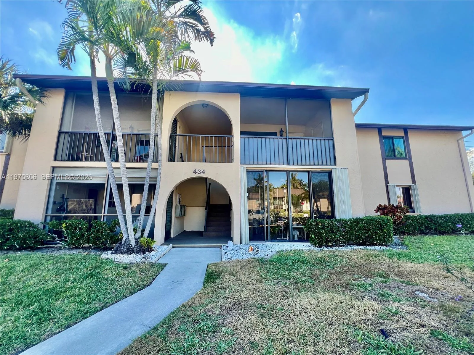 434 Pine Glen Ln # A-1, Green Acres, FL 33463