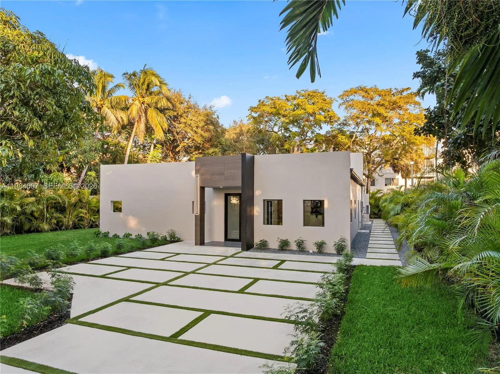 12335 Griffing Blvd, North Miami, FL 33161