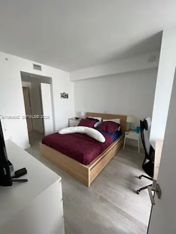 45 SW 9th St # 3210, Miami, FL 33130 photo 6