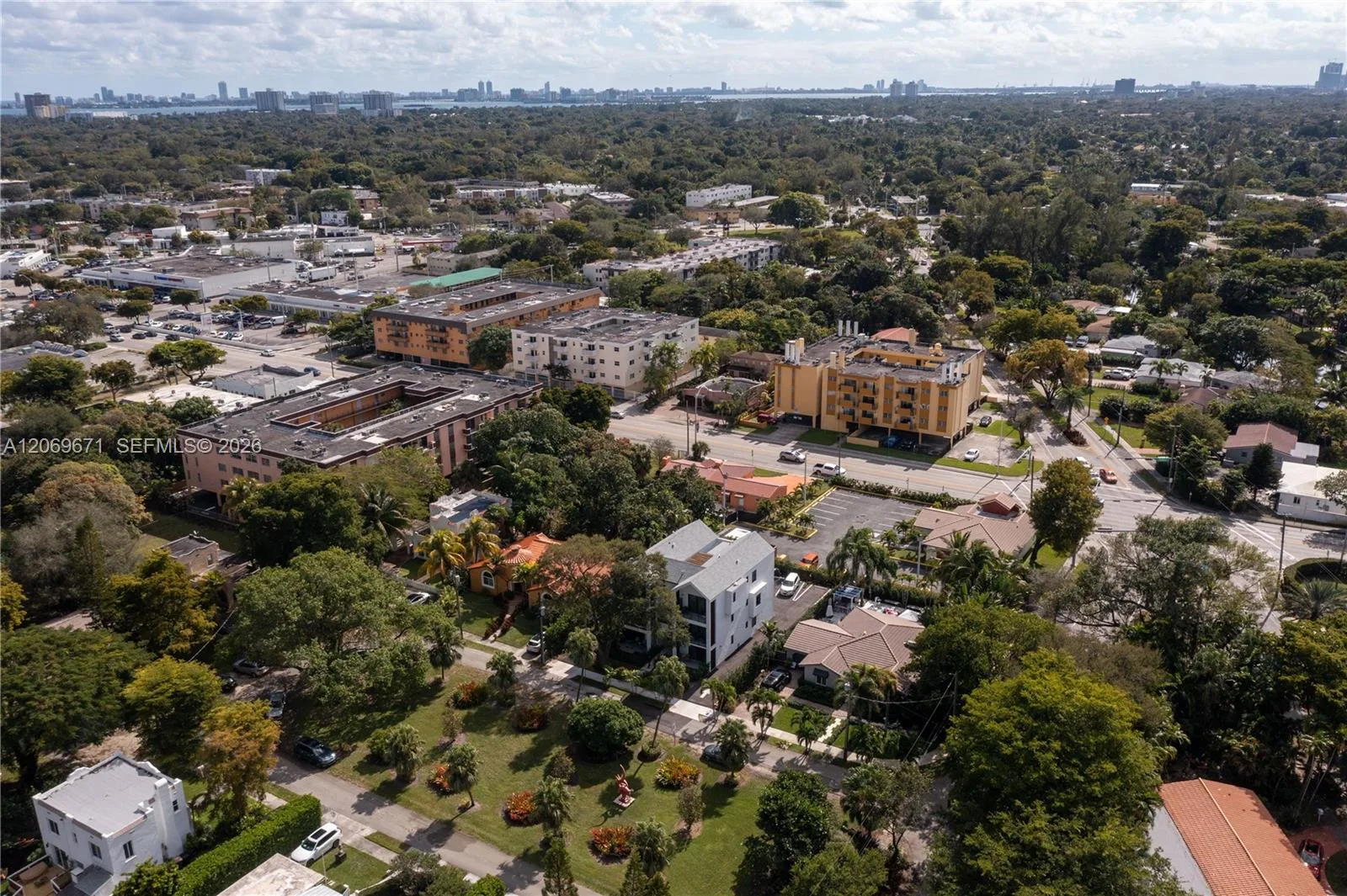 320 NE 126th St # 32, North Miami, FL 33161 photo 9