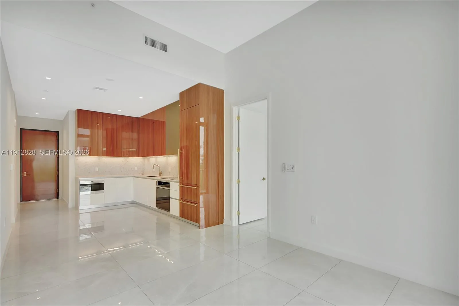 2655 S Bayshore Dr # 405, Miami, FL 33133 photo 10