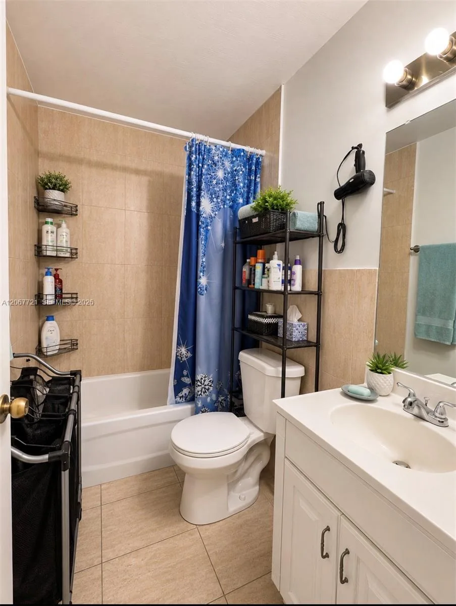 5611 W 25th Ct # 8A, Hialeah, FL 33016 photo 12