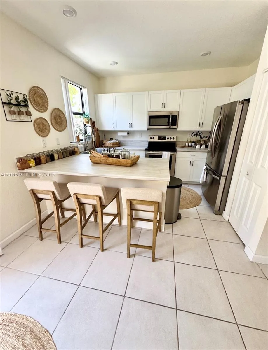 21443 NE 2nd Path # 21443, Miami, FL 33179 photo 8
