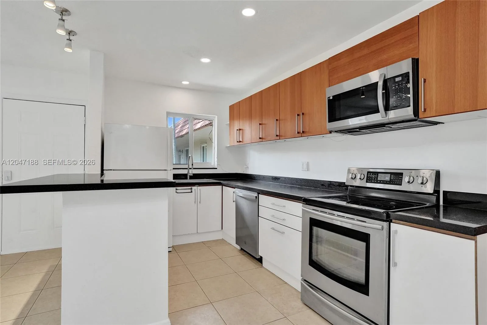 3050 NE 5th Ter # 13, Wilton Manors, FL 33334 photo 10