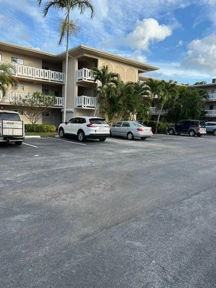 2566 Garden Drive S # 307, Lake Worth, FL 33461