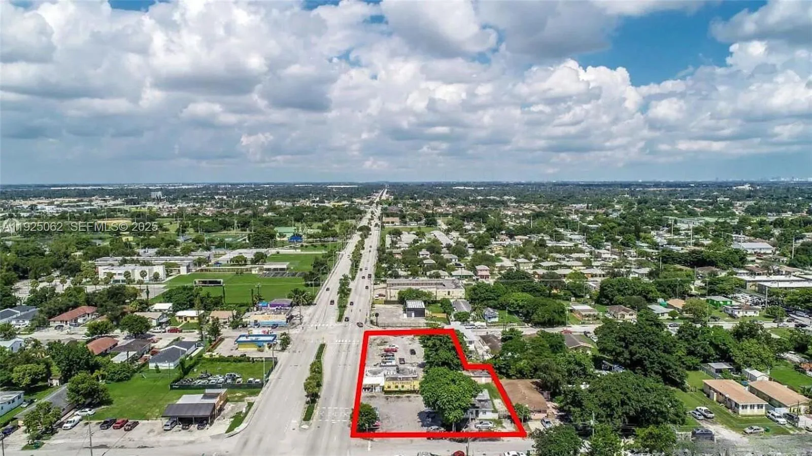 NW 22nd Ave, Miami FL 33147 photo 2