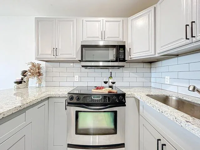410 Chatham T, West Palm Beach, FL 33417 photo 3