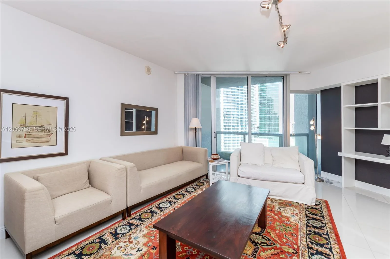 475 Brickell Ave # 2908, Miami, FL 33131 photo 4