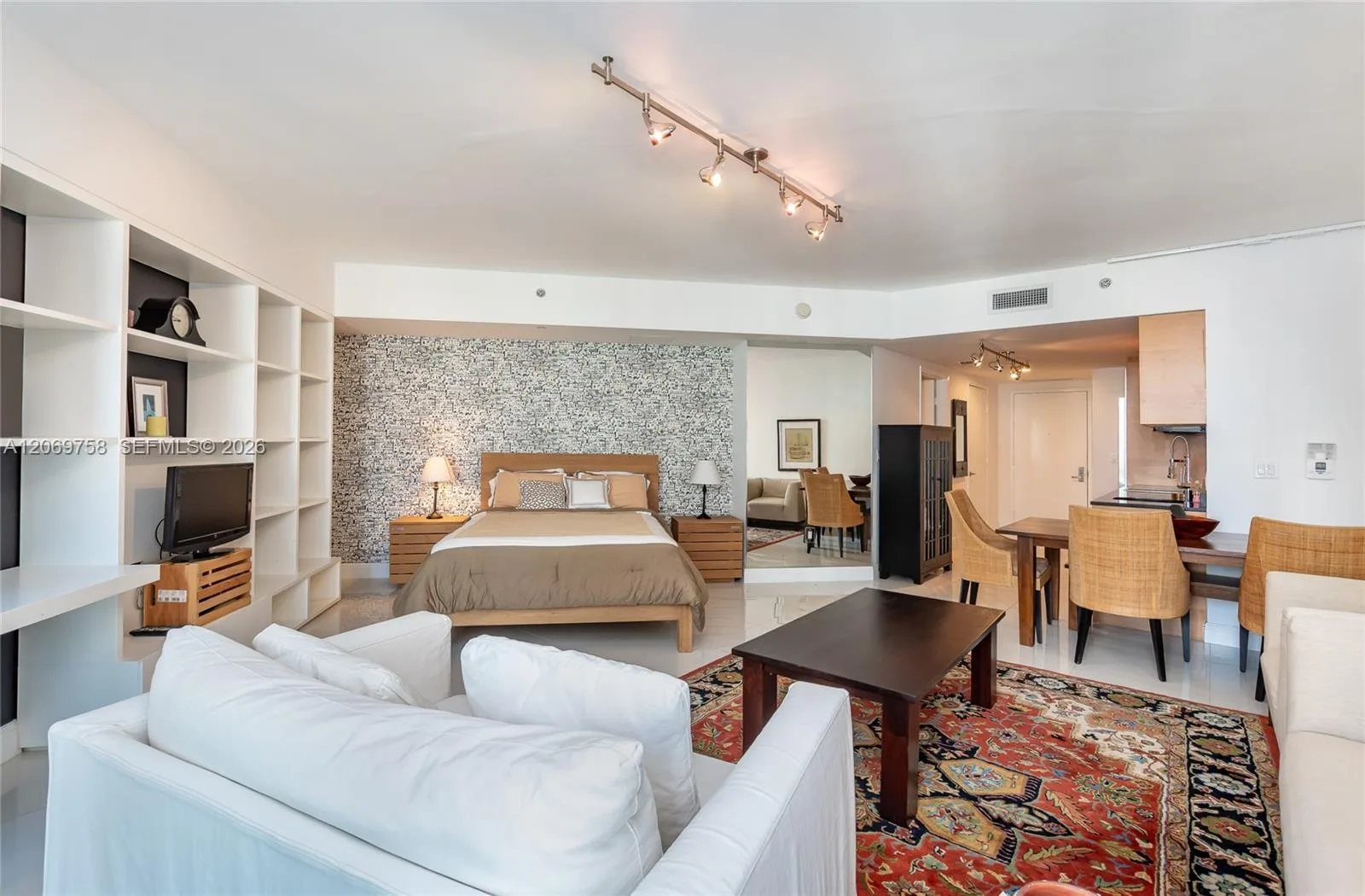 475 Brickell Ave # 2908, Miami, FL 33131 photo 7