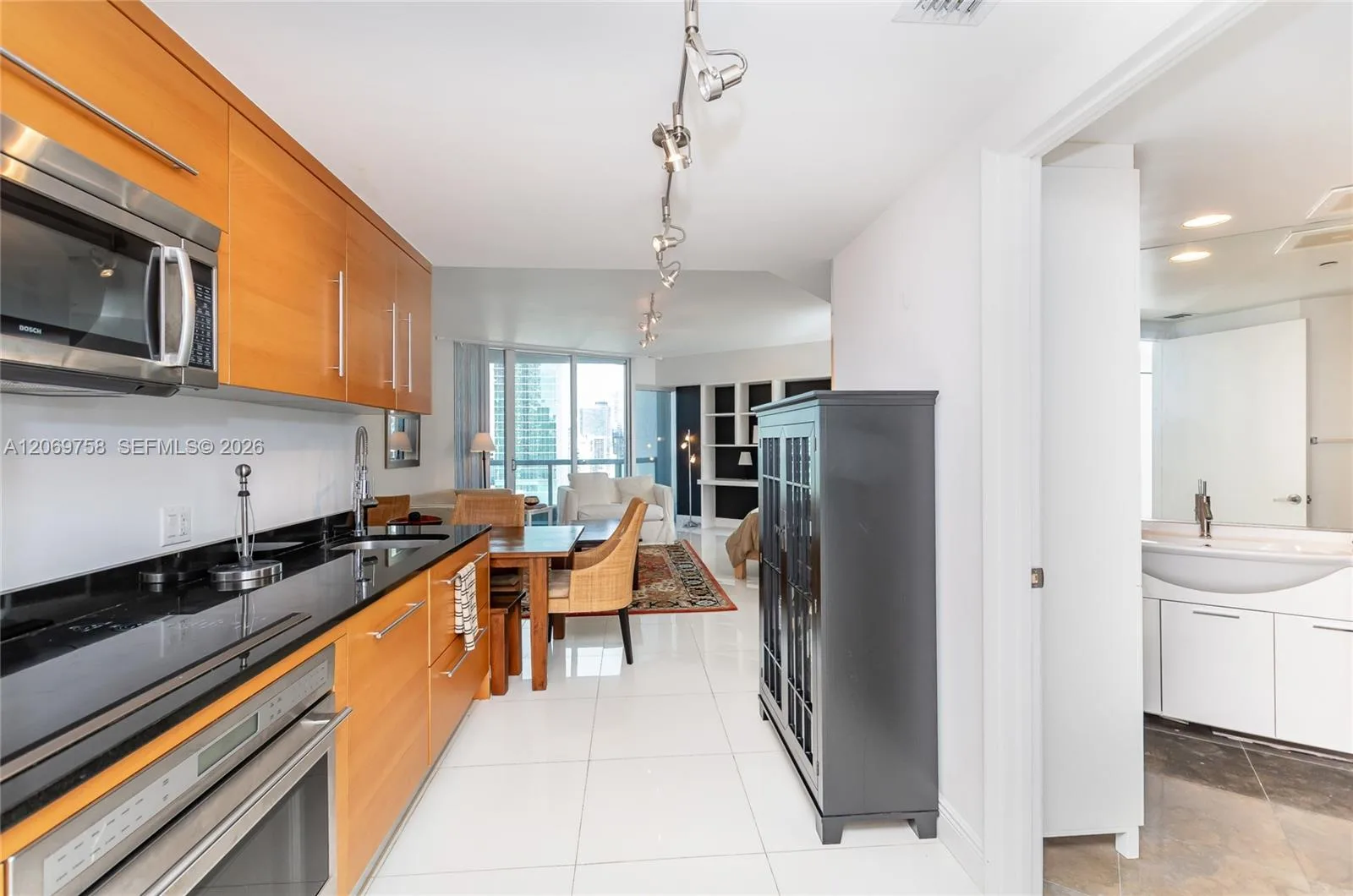 475 Brickell Ave # 2908, Miami, FL 33131 photo 9