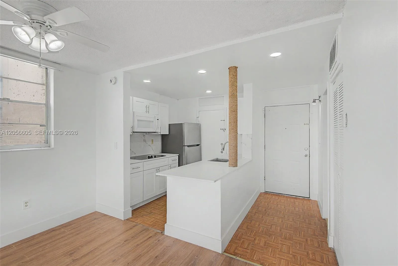12590 NE 16th Ave # 402, North Miami, FL 33161 — zdjęcie 2