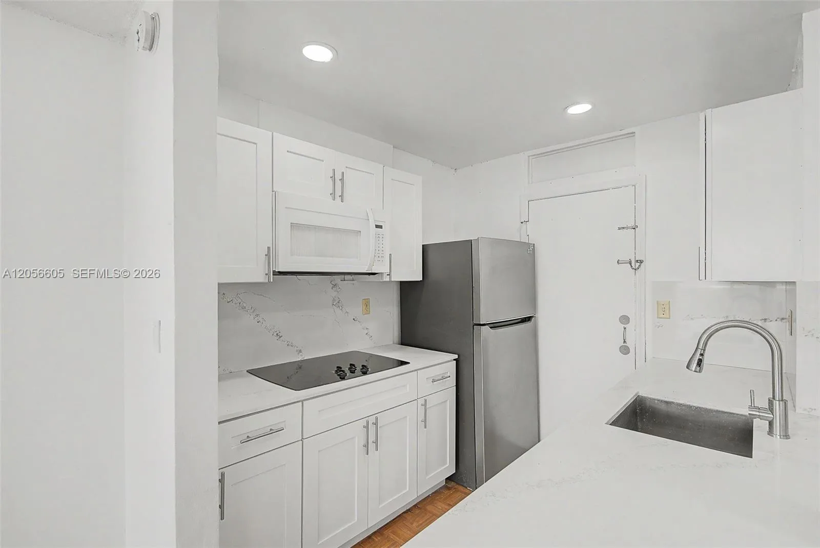 12590 NE 16th Ave # 402, North Miami, FL 33161 — zdjęcie 3