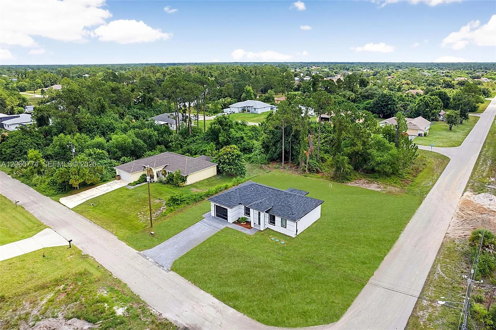 531 Frank Jewett AVE S, Lehigh Acres, FL 33974 photo 4