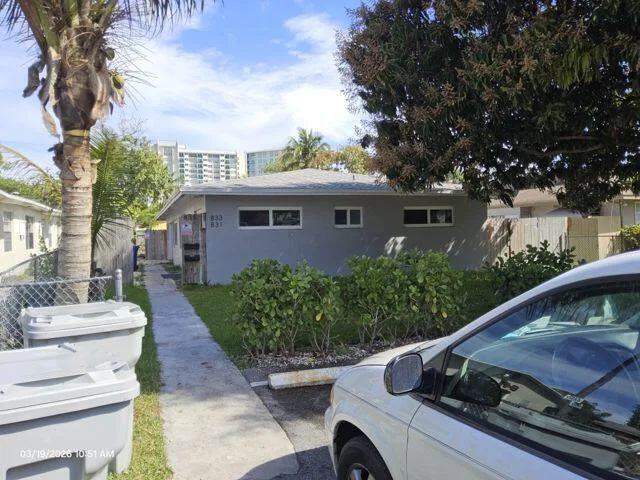 831 SW 7TH Street, Pompano Beach, FL 33060