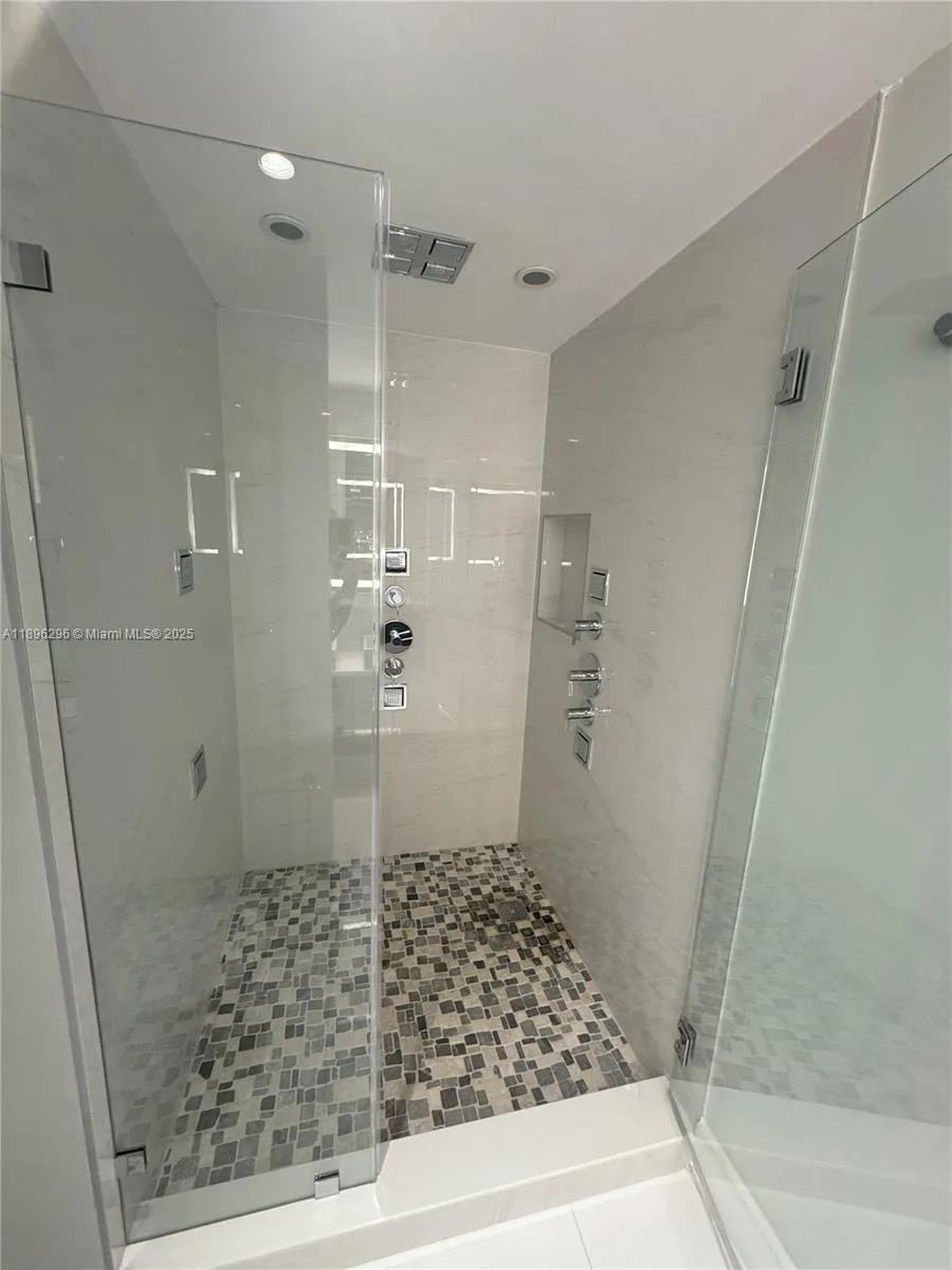 5970 Indian Creek Dr # PH-3, Miami Beach, FL 33140 photo 12