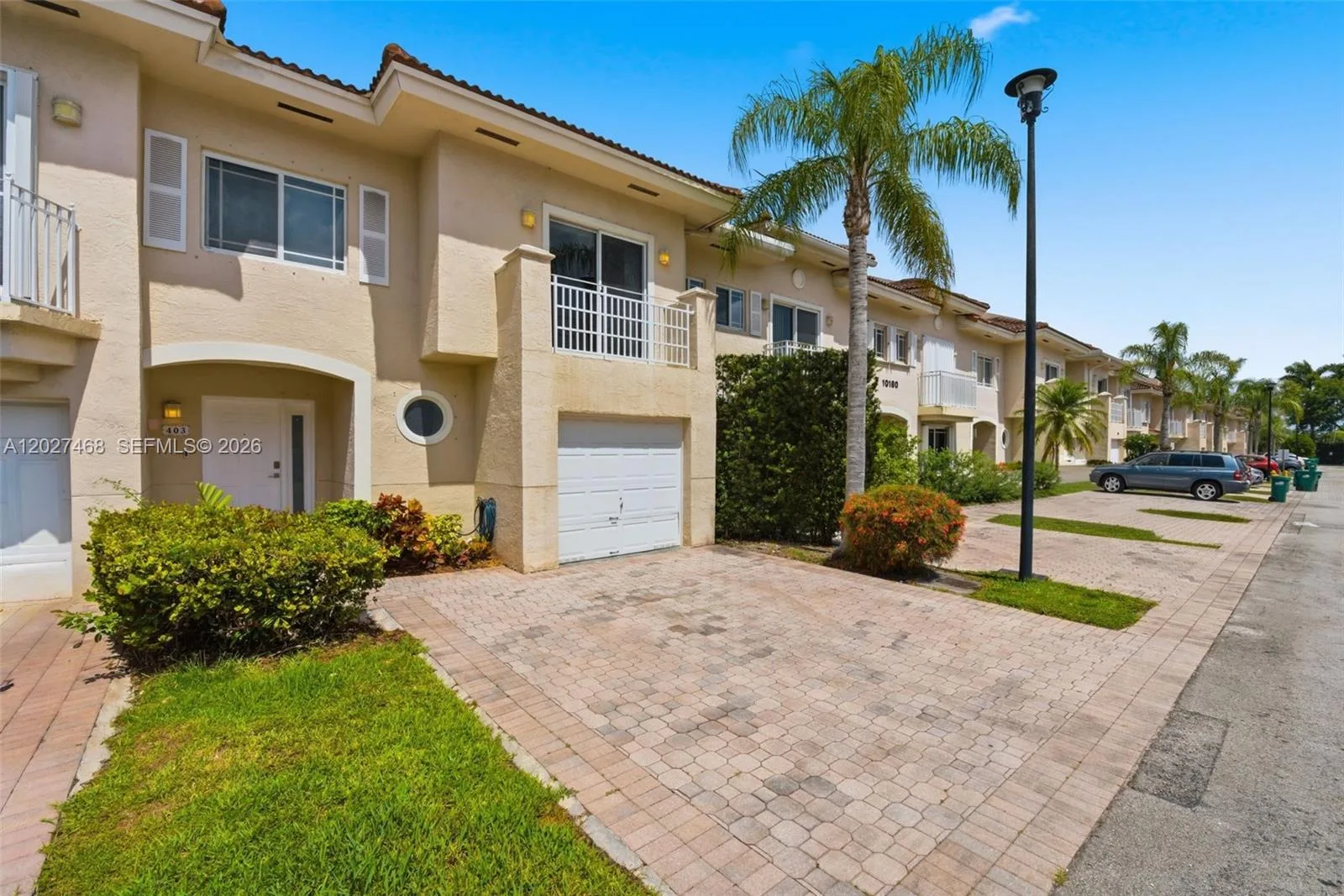 10180 SW 88th St # 403, Miami, FL 33176