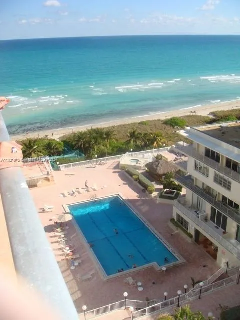 5401 Collins Ave # 1012, Miami Beach, FL 33140 photo 2