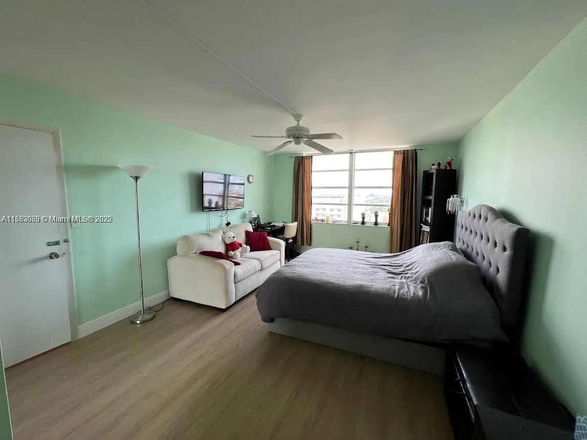 2780 NE 183rd St # 1701, Aventura, FL 33160 photo 10