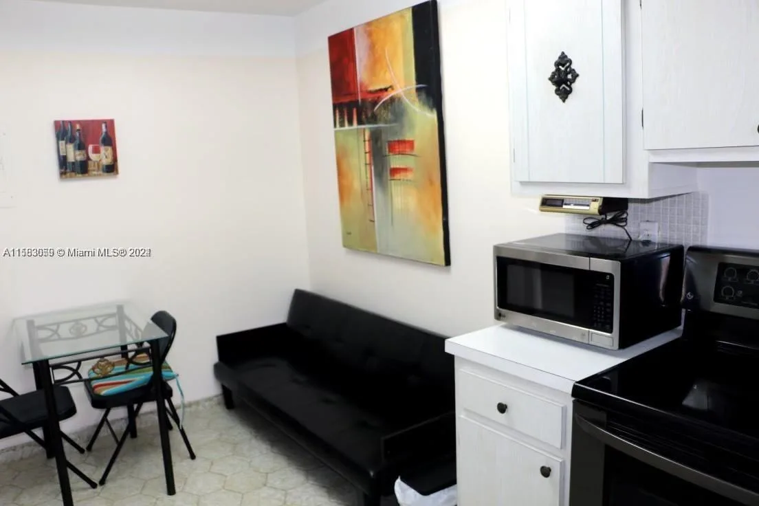 2780 NE 183rd St # 1701, Aventura, FL 33160 photo 3