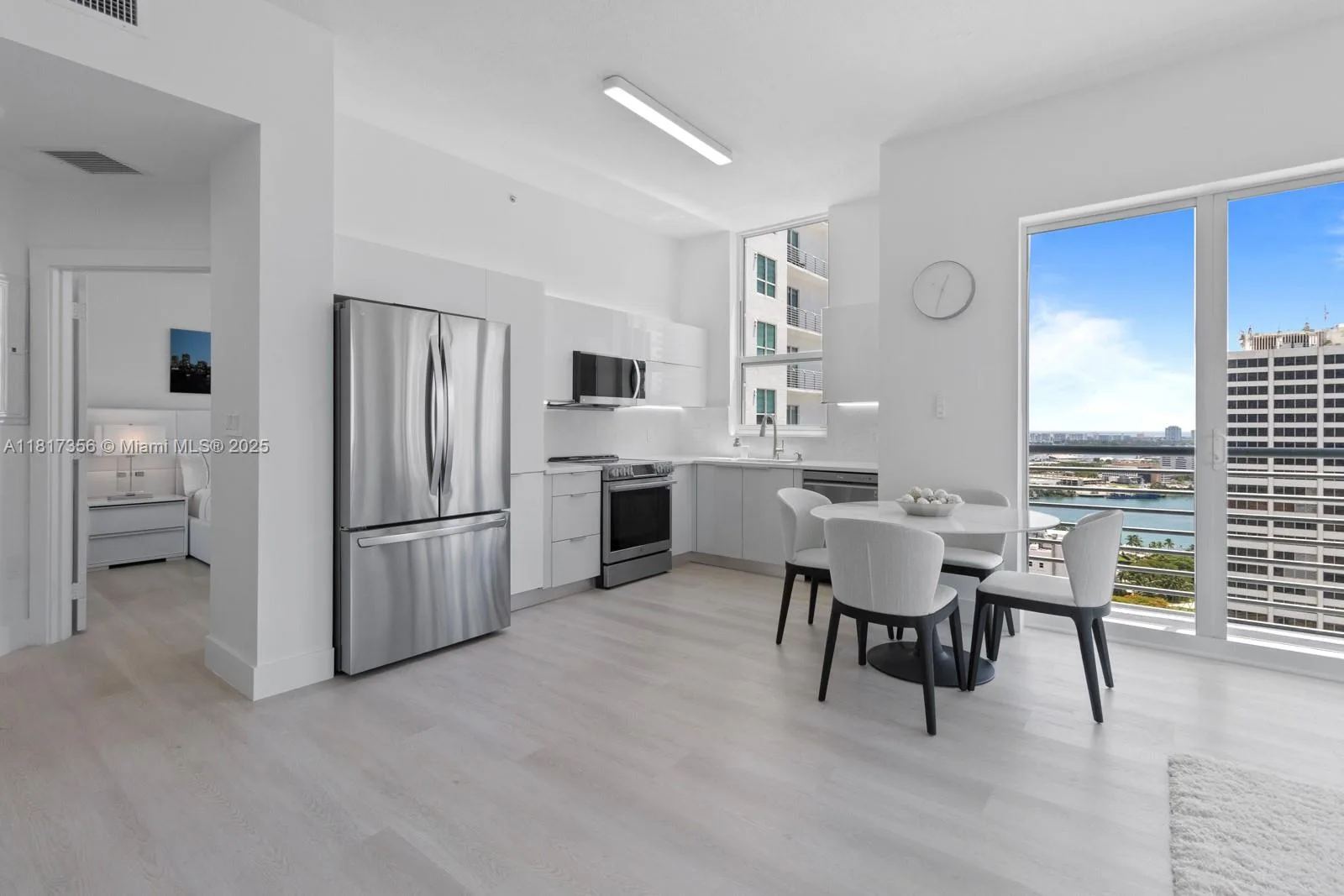 133 NE 2nd Ave # 2712, Miami, FL 33132 photo 5