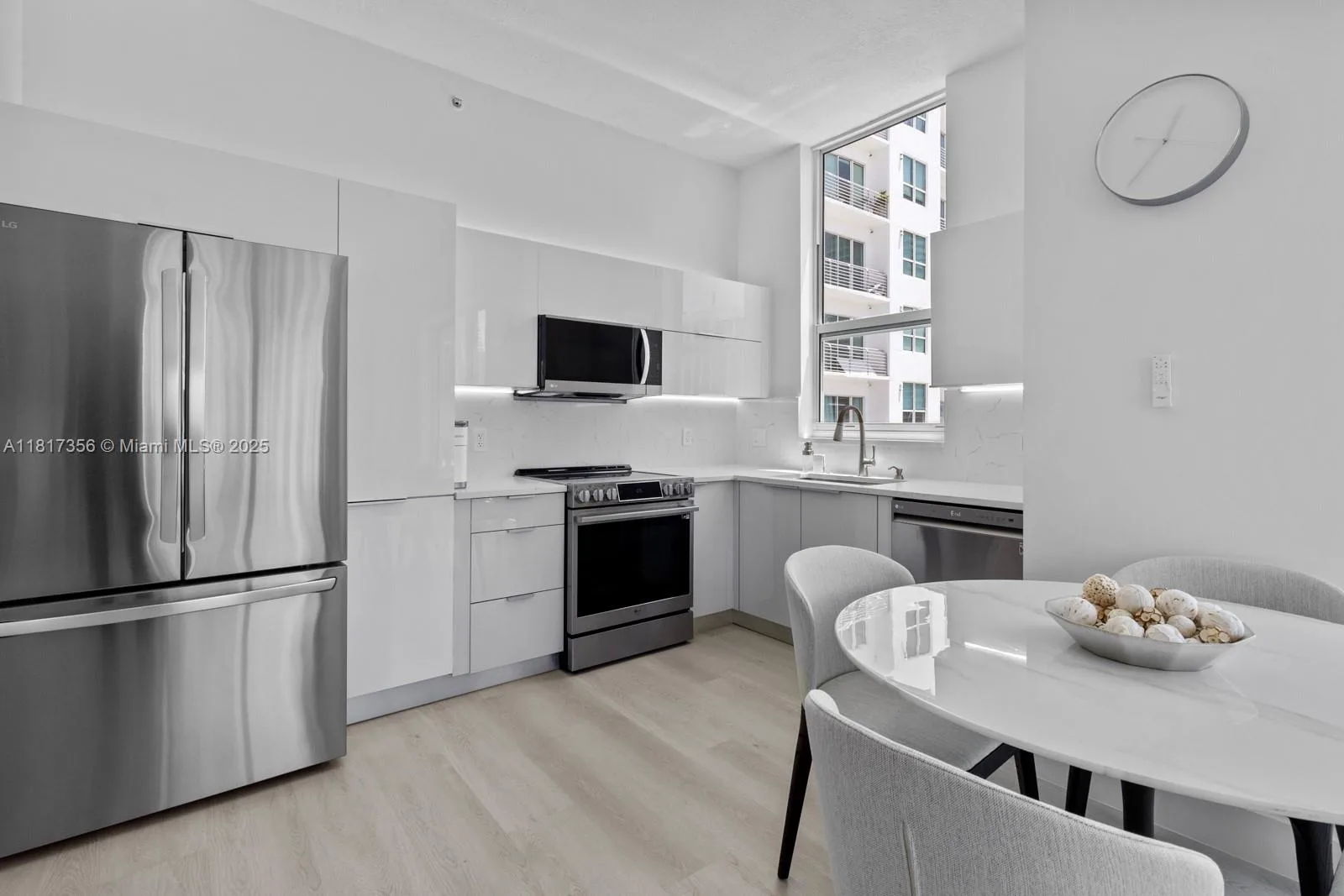 133 NE 2nd Ave # 2712, Miami, FL 33132 photo 7