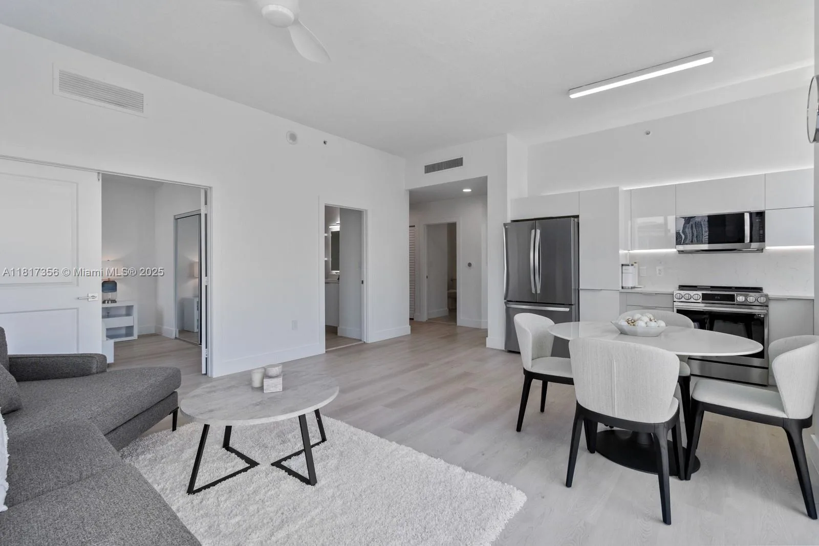 133 NE 2nd Ave # 2712, Miami, FL 33132 photo 9