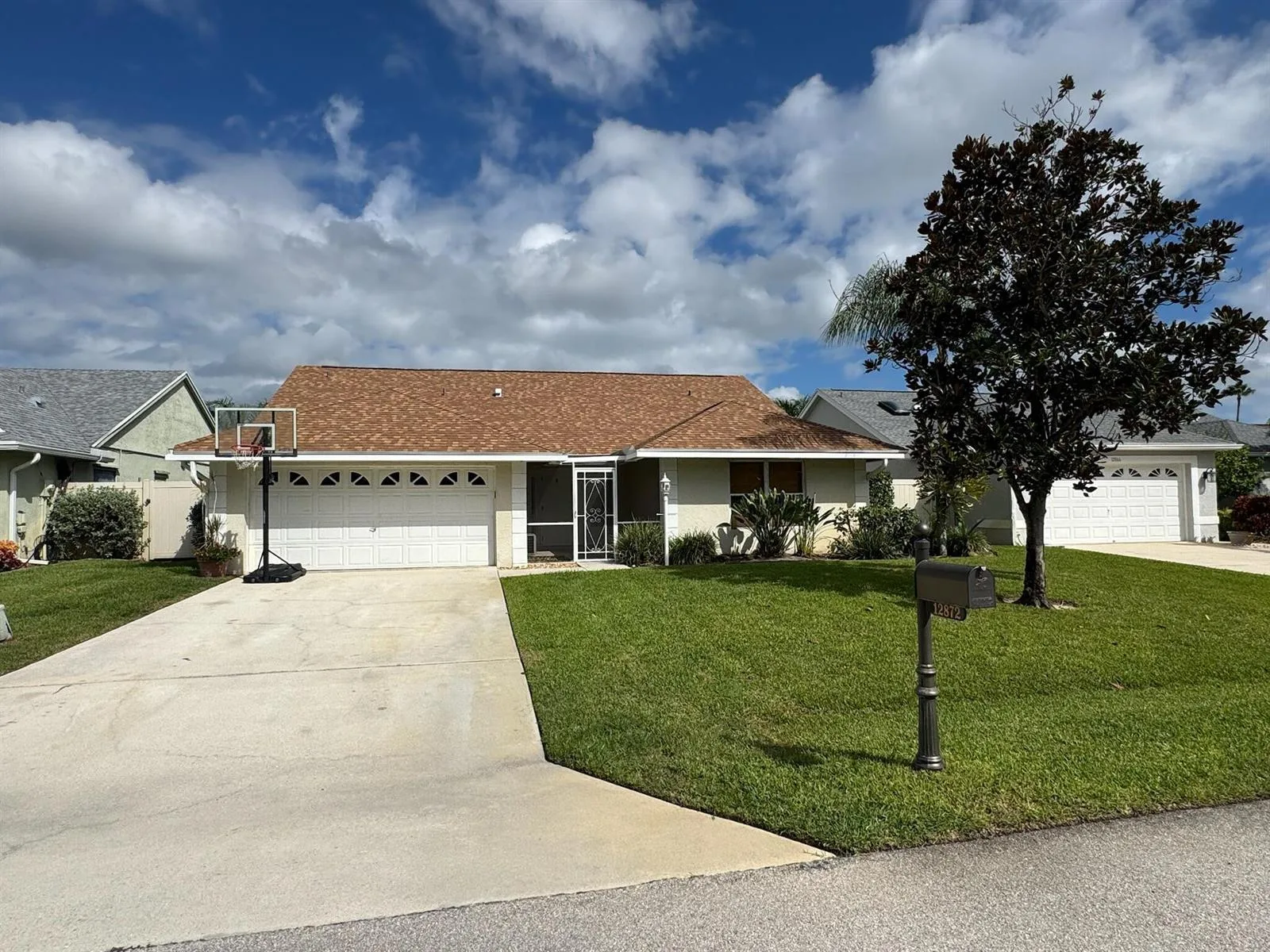 12872 Meadowbend Drive, Wellington, FL 33414