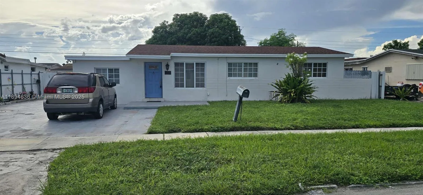 7160 W 10th Ave, Hialeah, FL 33014