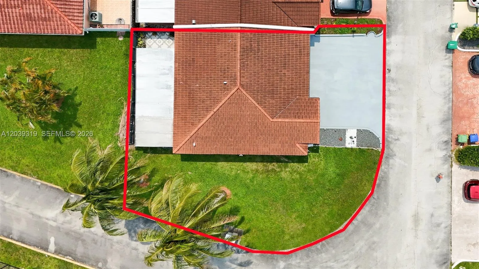 7548 NW 173rd Ter, Hialeah, FL 33015 photo 2