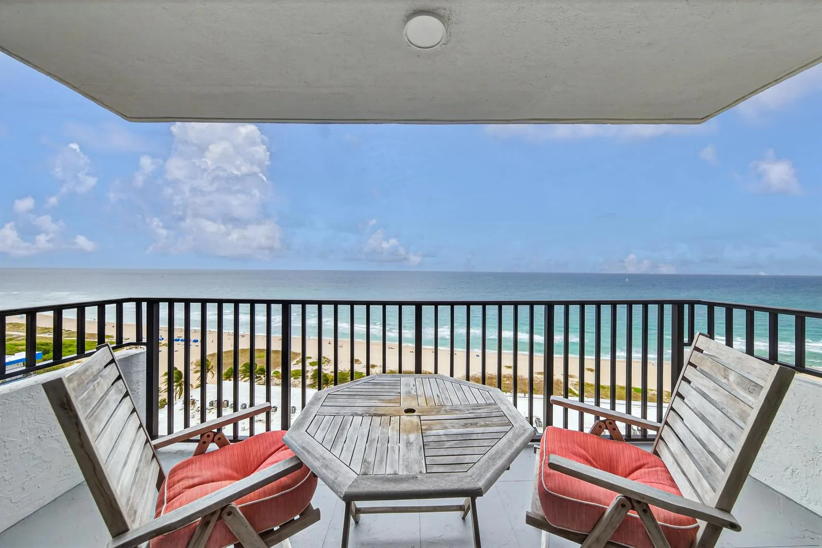 531 N Ocean Boulevard # 1811, Pompano Beach, FL 33062